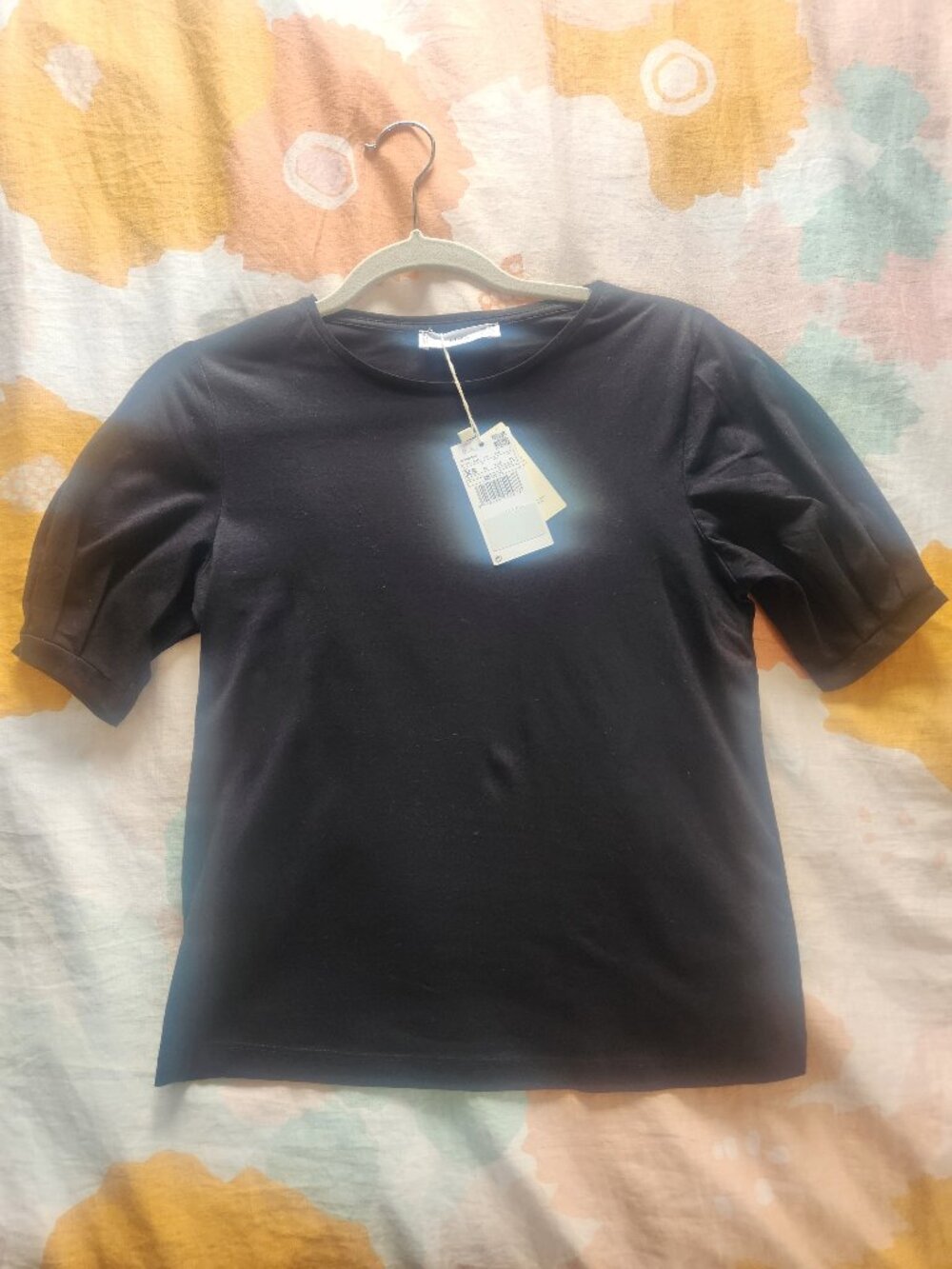 [NWT] MANGO Puff-sleeve T-shirt